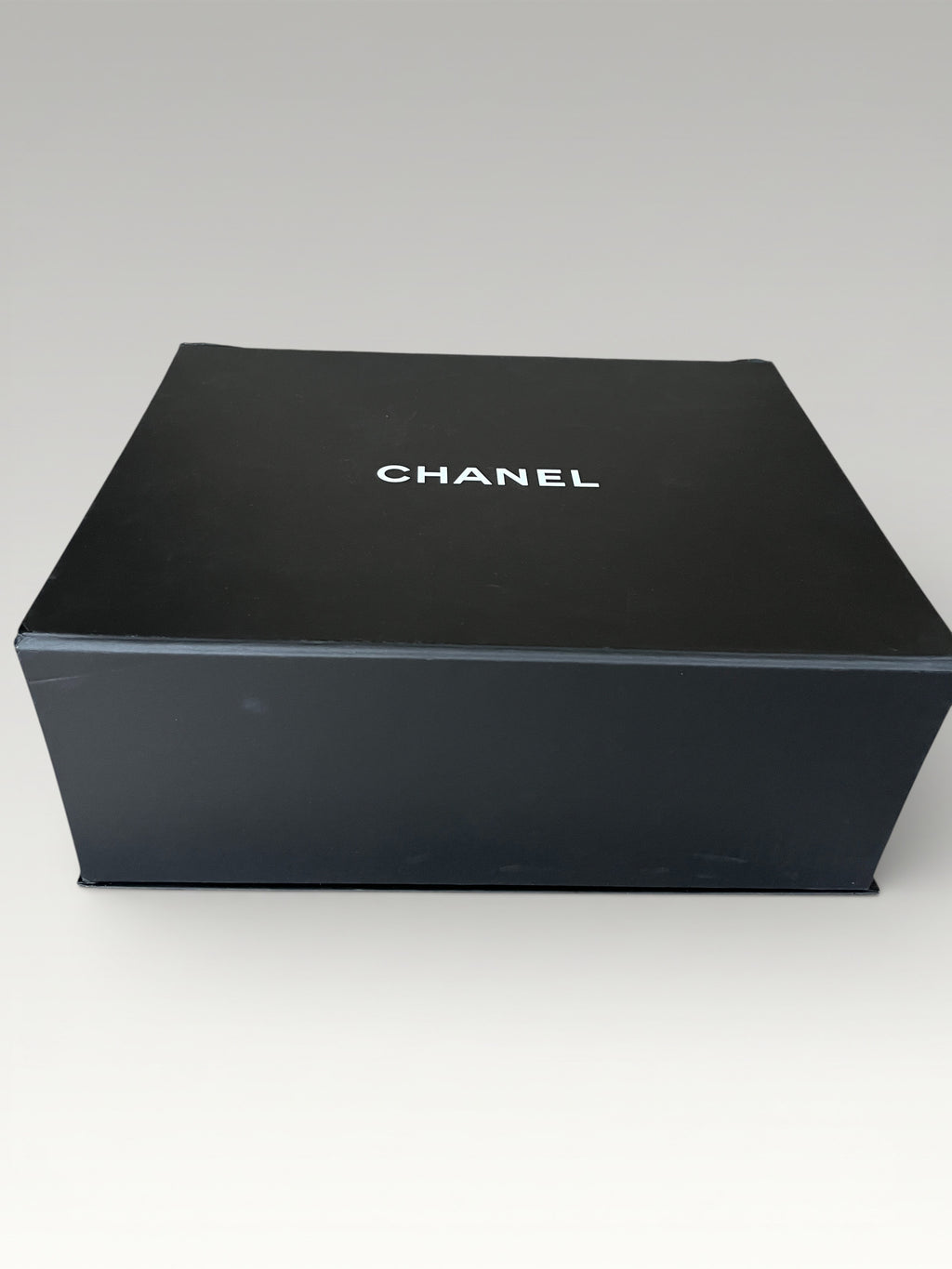 2015-2016 Chanel Large Boy Bag Red Quilted Leather Antique Silver Hardware