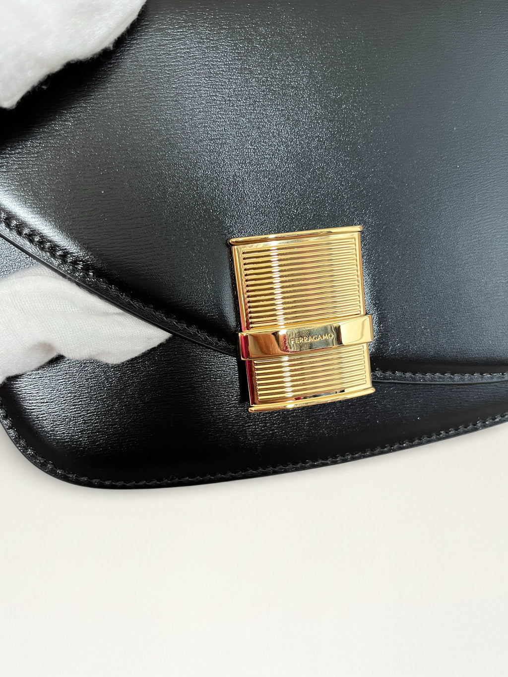 Salvatore Ferragamo Fiamma S Assymetric Leather Bag Black And Red