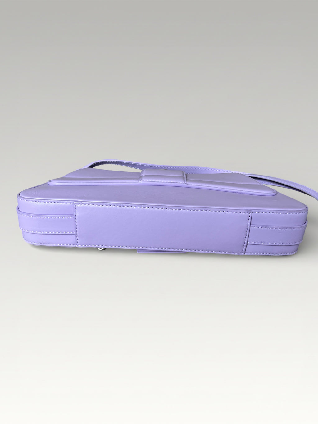 Balenciaga Lindsay Lilac Bag Smooth Leather Chain Strap