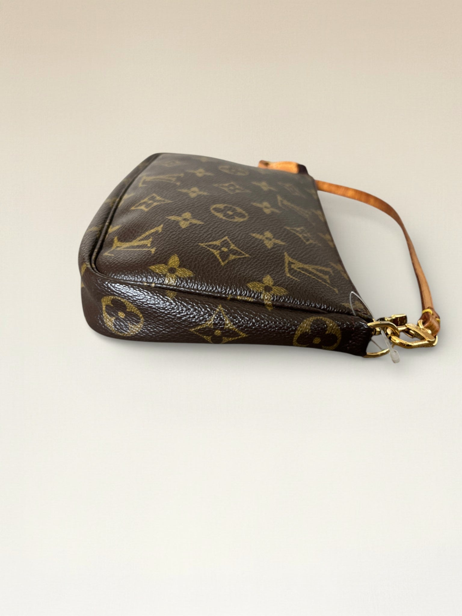 2002 Louis Vuitton Pochette Accessoires Monogram Canvas