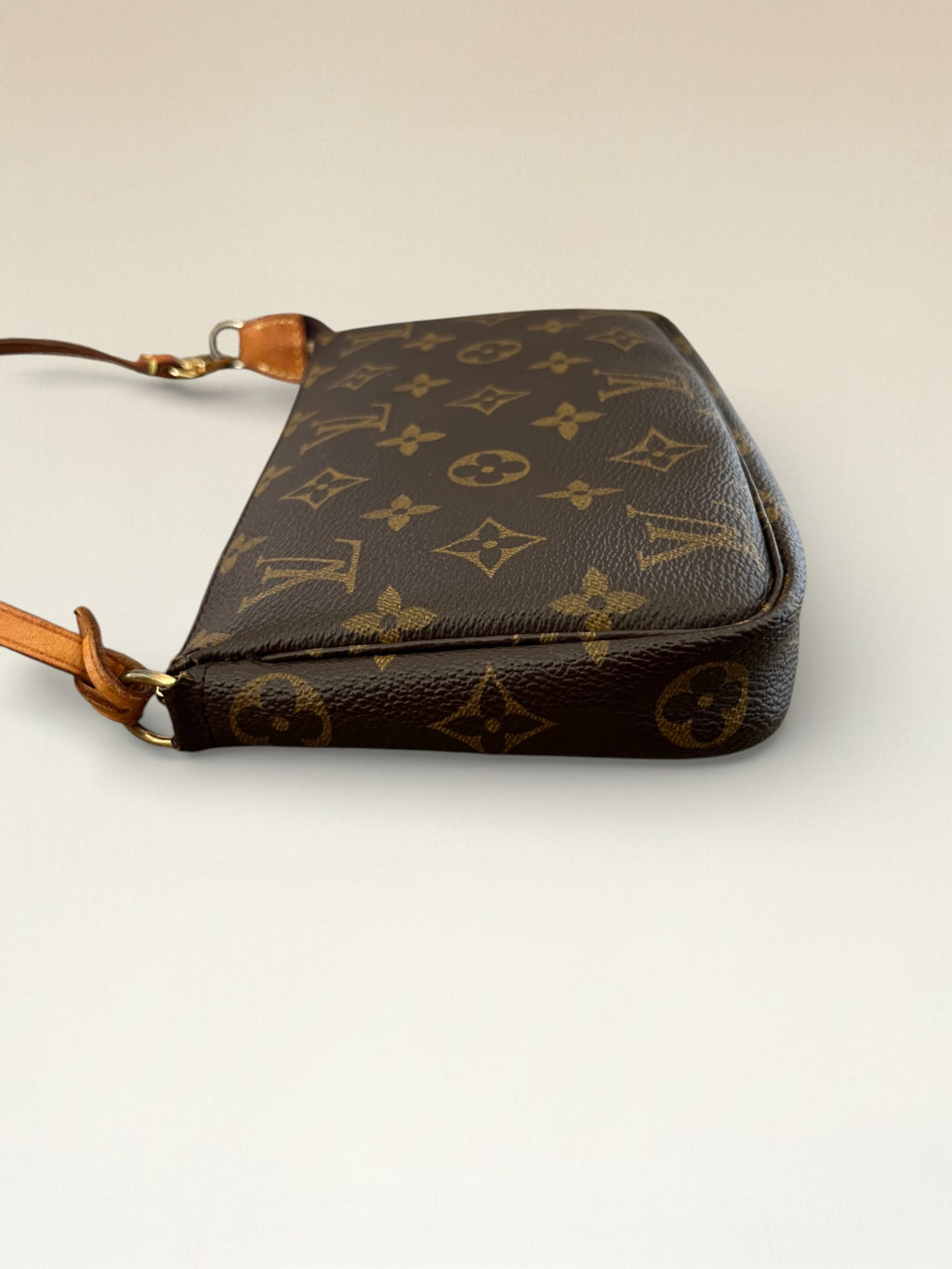 2000 Louis Vuitton Pochette Accessoires Monogram Canvas