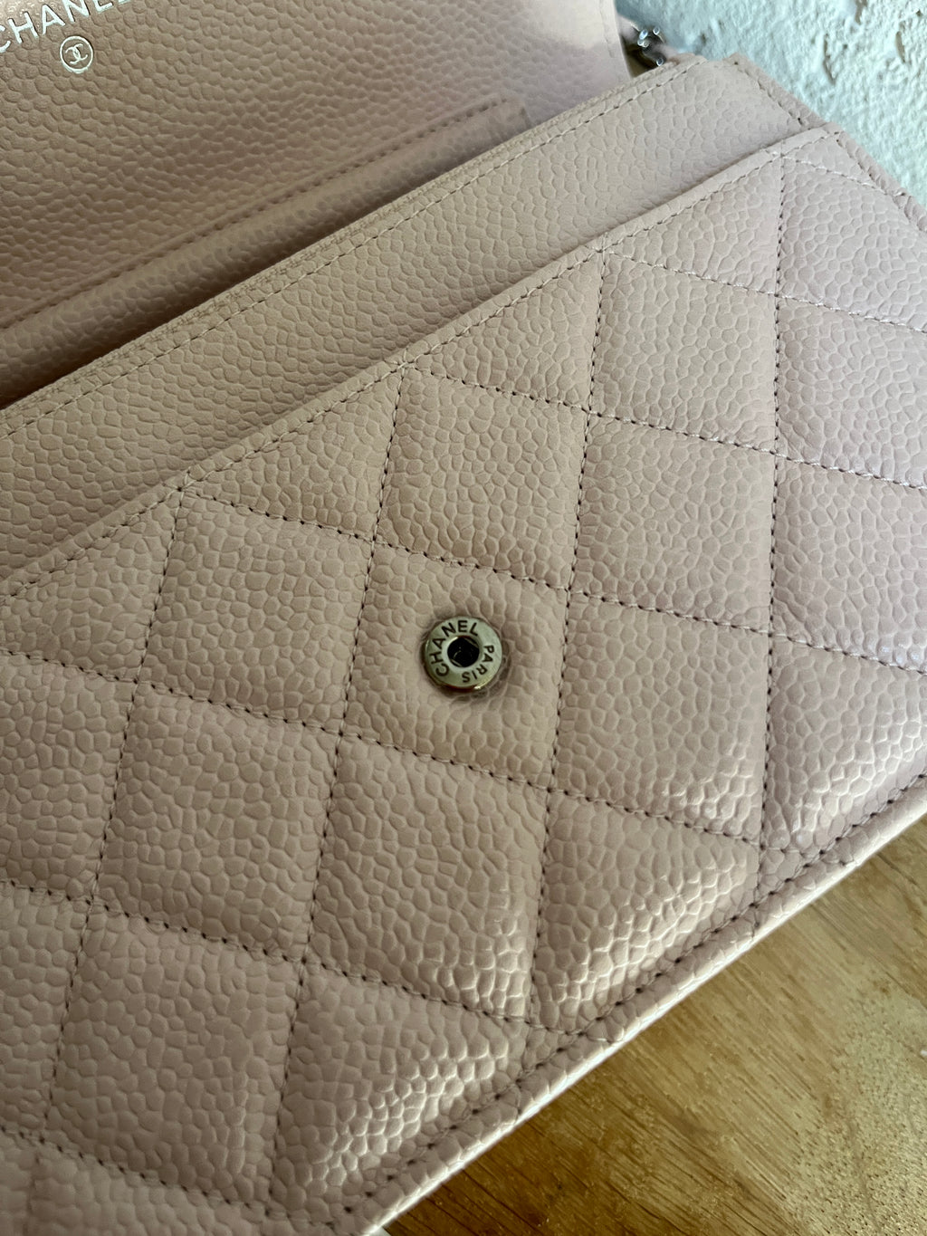 2013-2014 Chanel Classic Wallet On Chain Caviar Pink