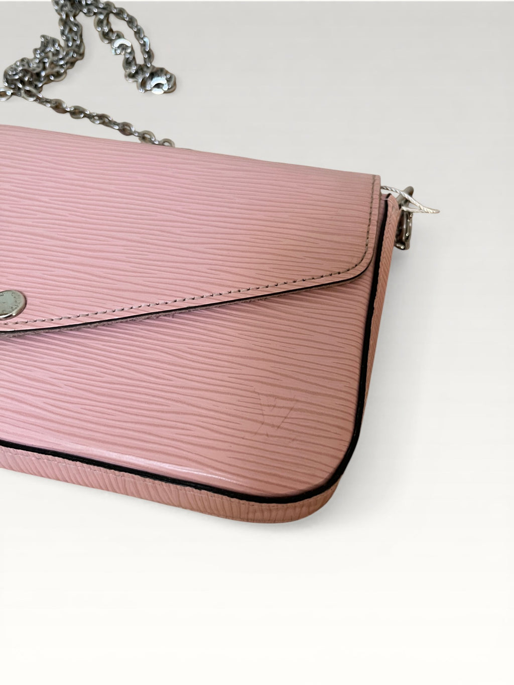 Louis Vuitton Felicie Pochette Epi Leather Light Pink