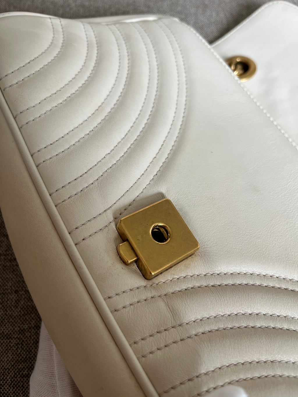 Gucci Marmont Quilted Leather Medium Bag