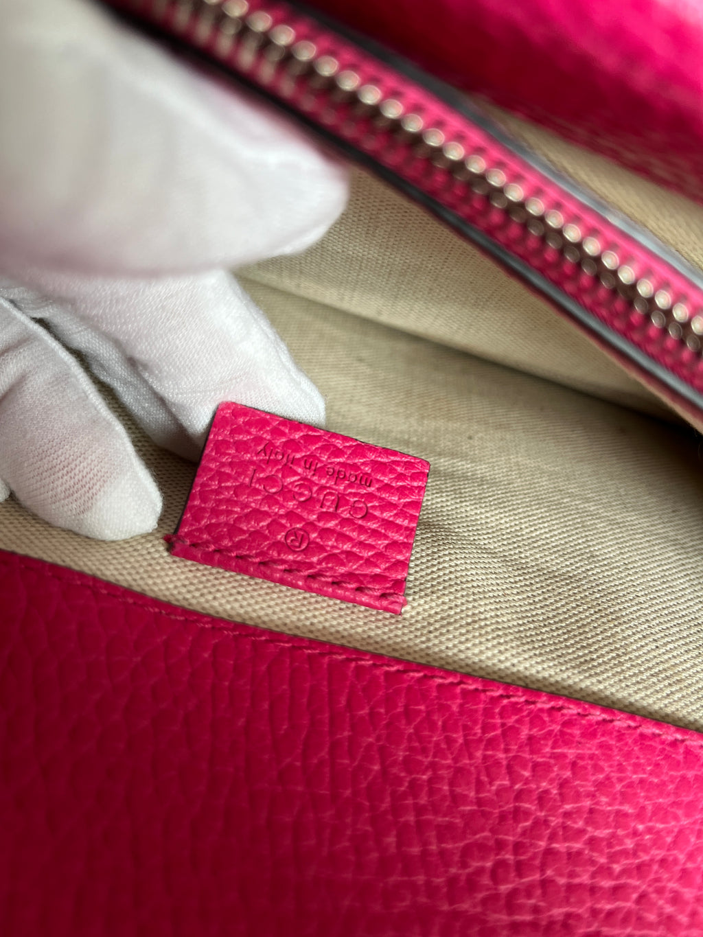 Gucci Dionysus Medium Pink Pebbled Leather Crystal Embelished