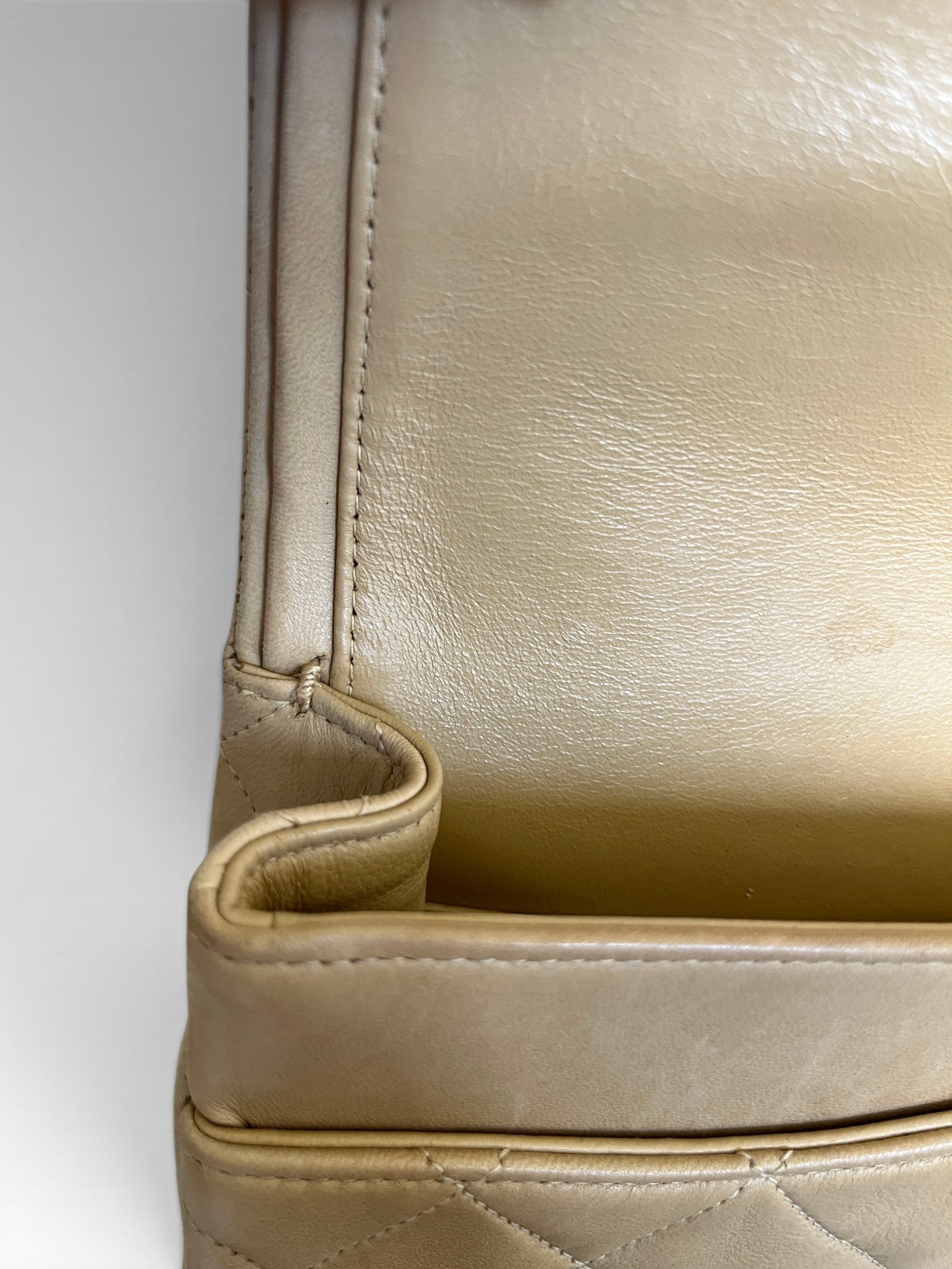 1991-1994 Chanel Medium Classic Flap Lambskin Beige