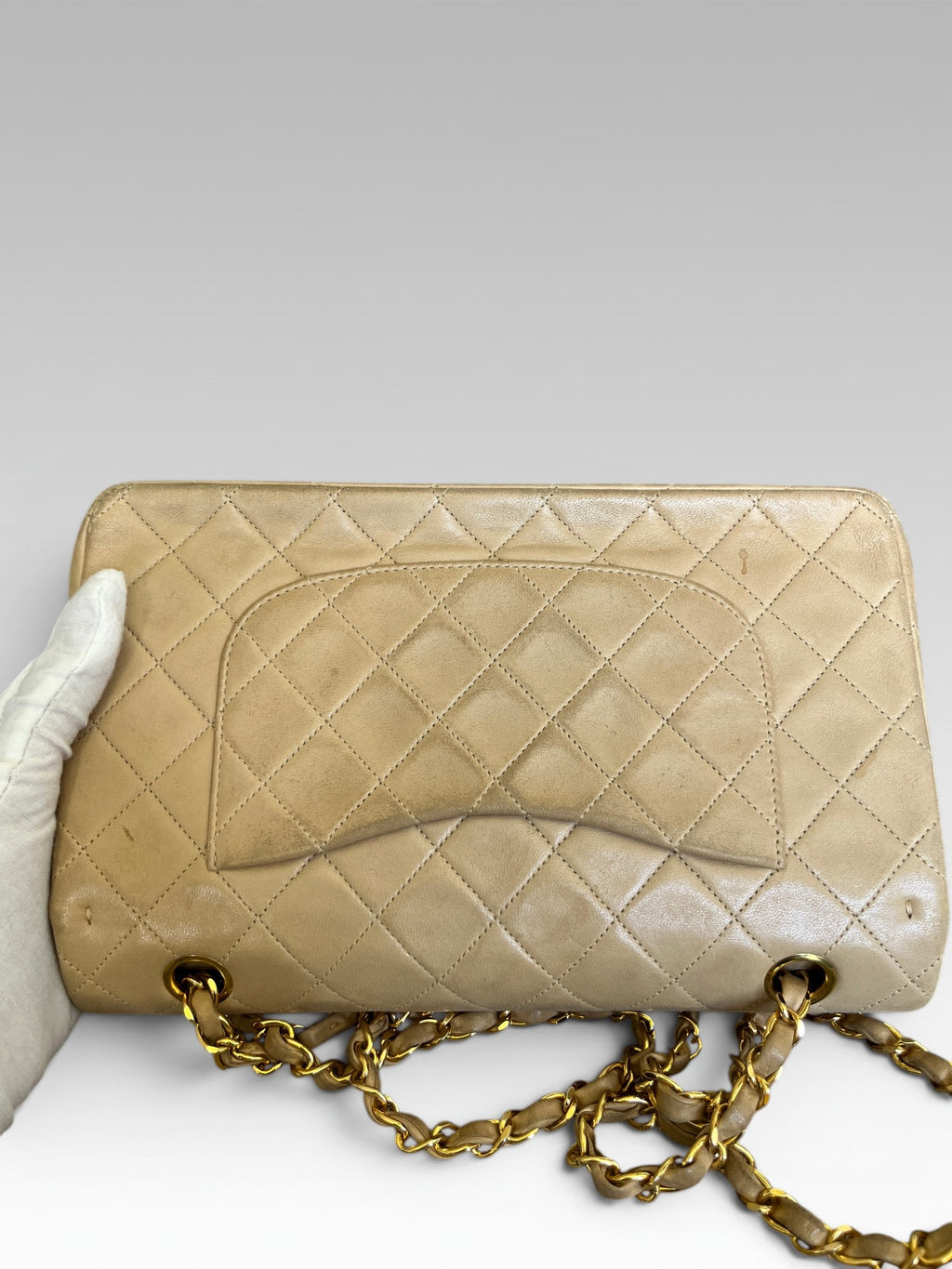 1991-1994 Chanel Medium Classic Flap Lambskin Beige