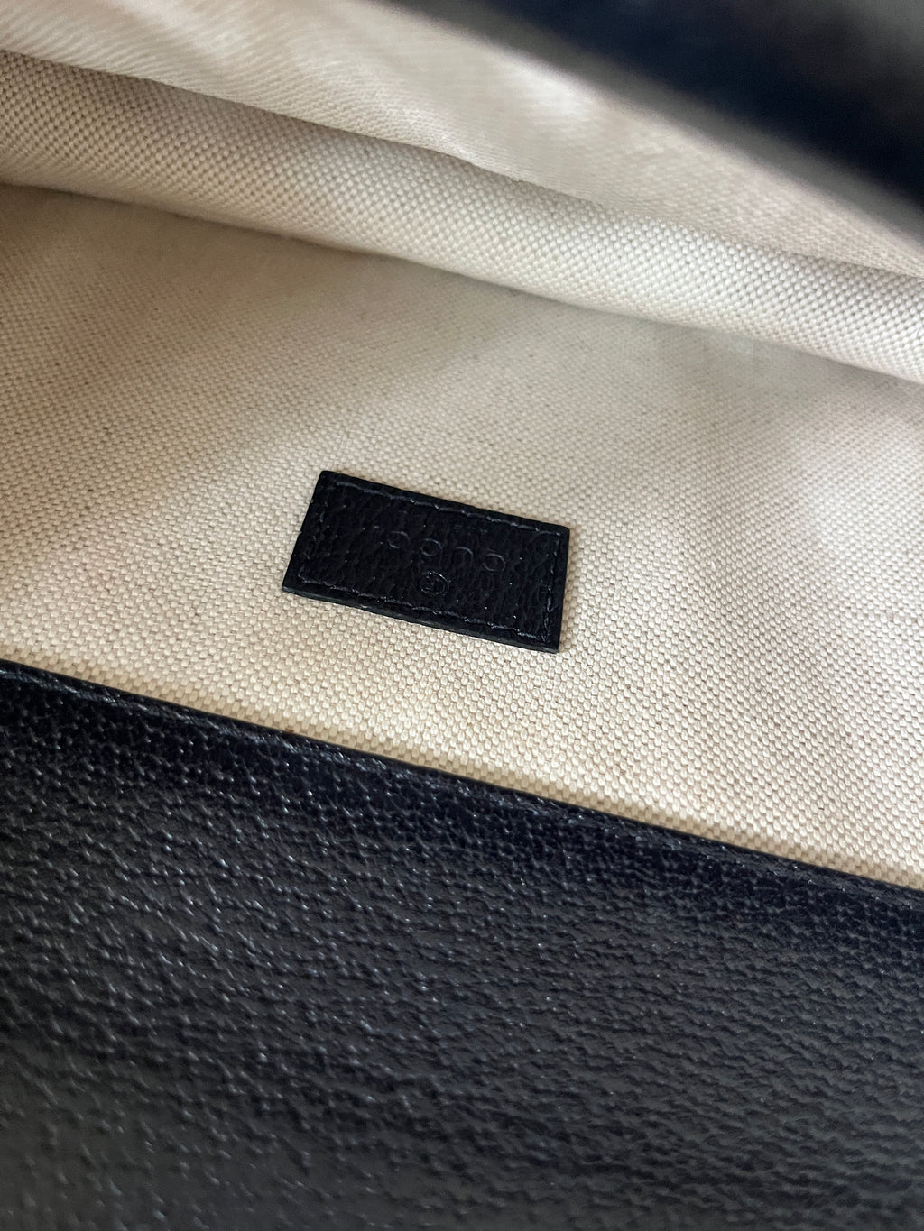 Gucci Dionysus GG Supreme Small Shoulder Bag